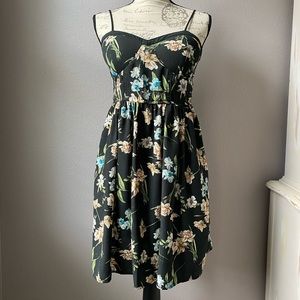 Women’s black floral dress, SZ M.